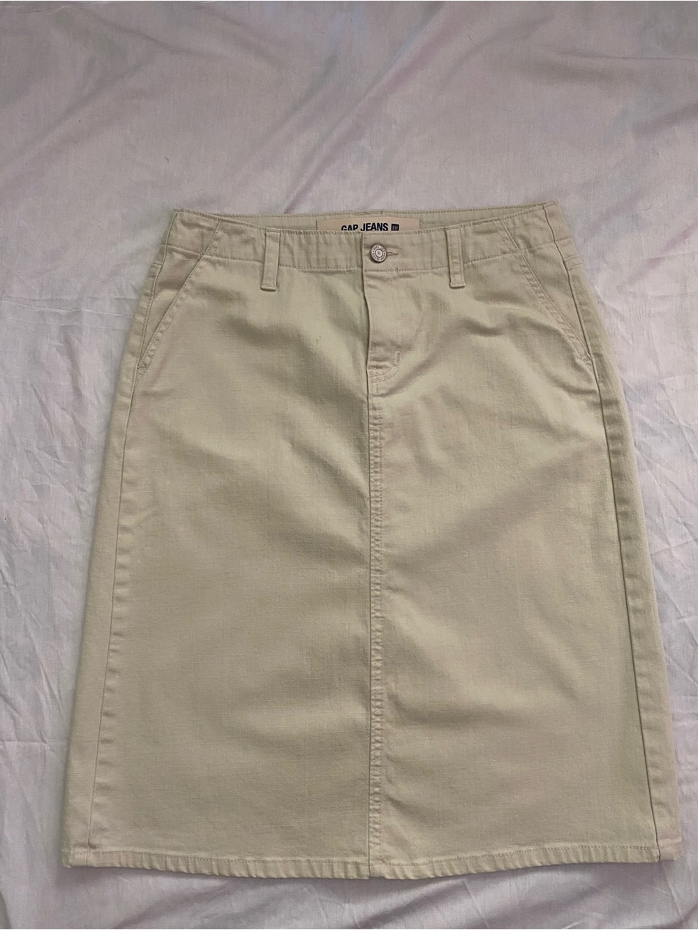 GAP Cream Pencil Skirt with Front Pockets